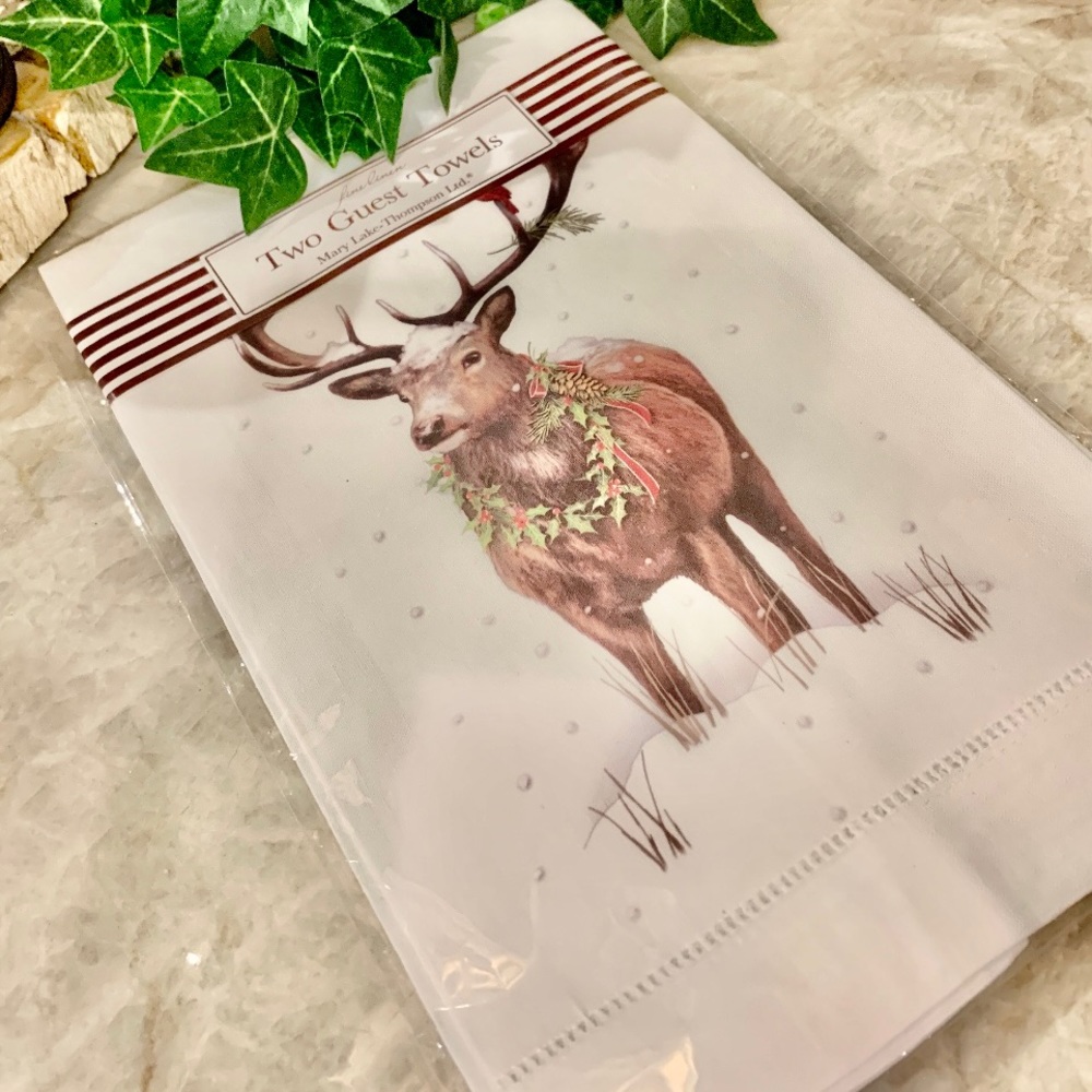 Mary Lake Thompson Ltd. Fine Linen Stag Reindeer Hand Painted Guest Towels New